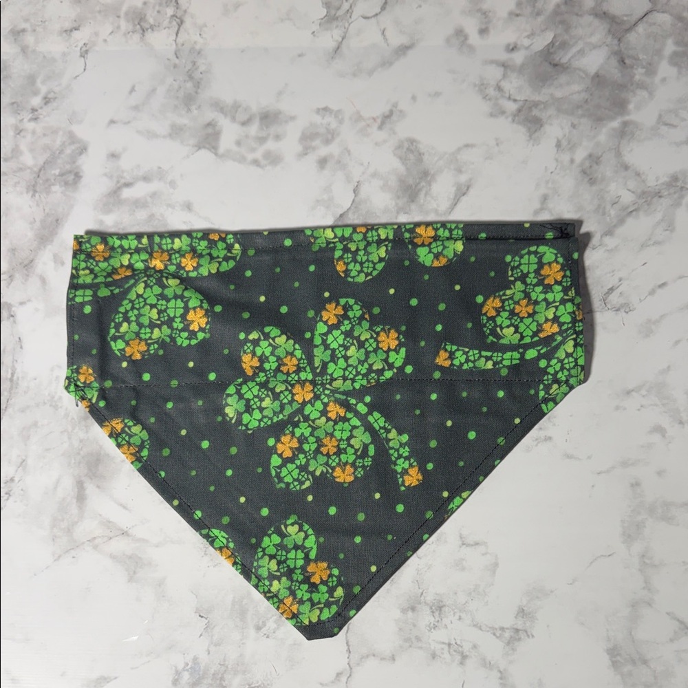 Handmade Green and Orange Clover Bandana For Collars NWOT